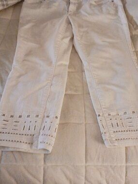 Super Cute White Capri Pants with cut-out trim size